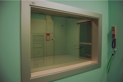 Posto console operatore di radiologia 