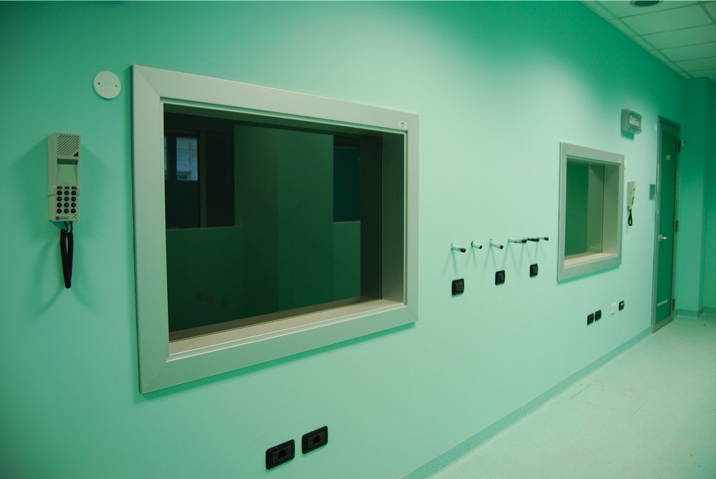 Posto console operatore di radiologia