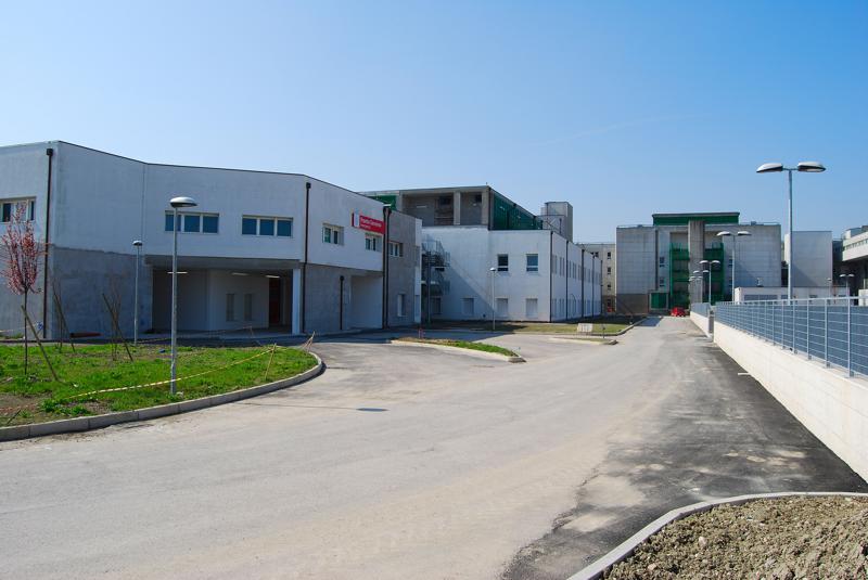 Vista esterna camera calda per pronto soccorso