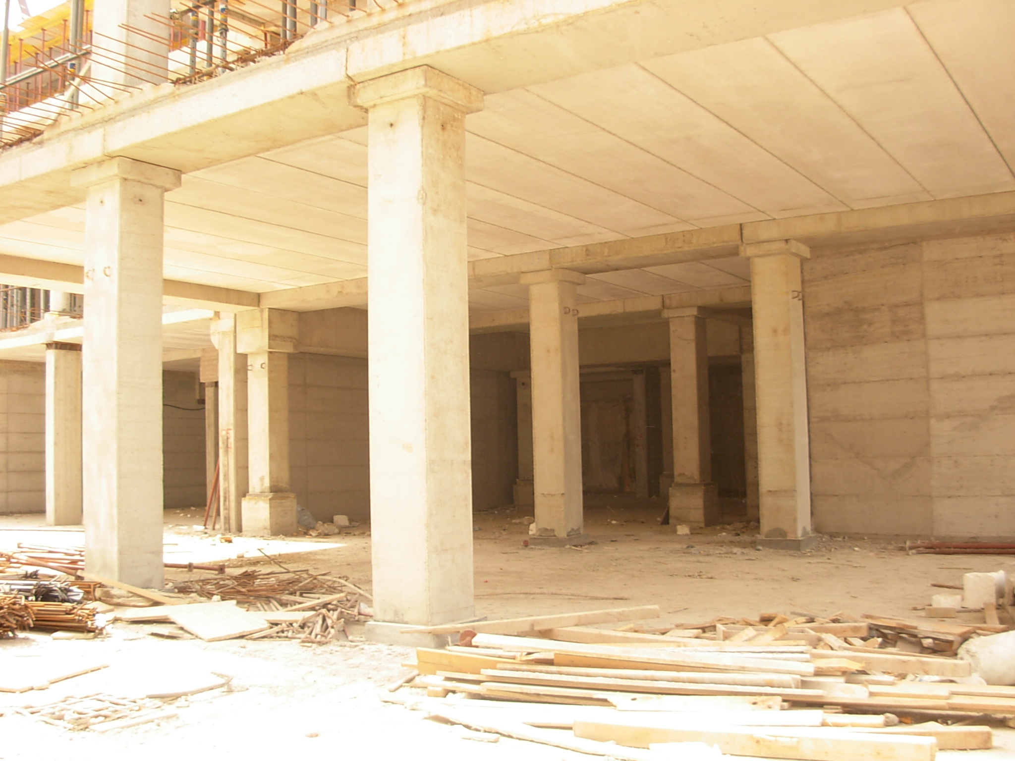 parcheggi foresteria.jpg