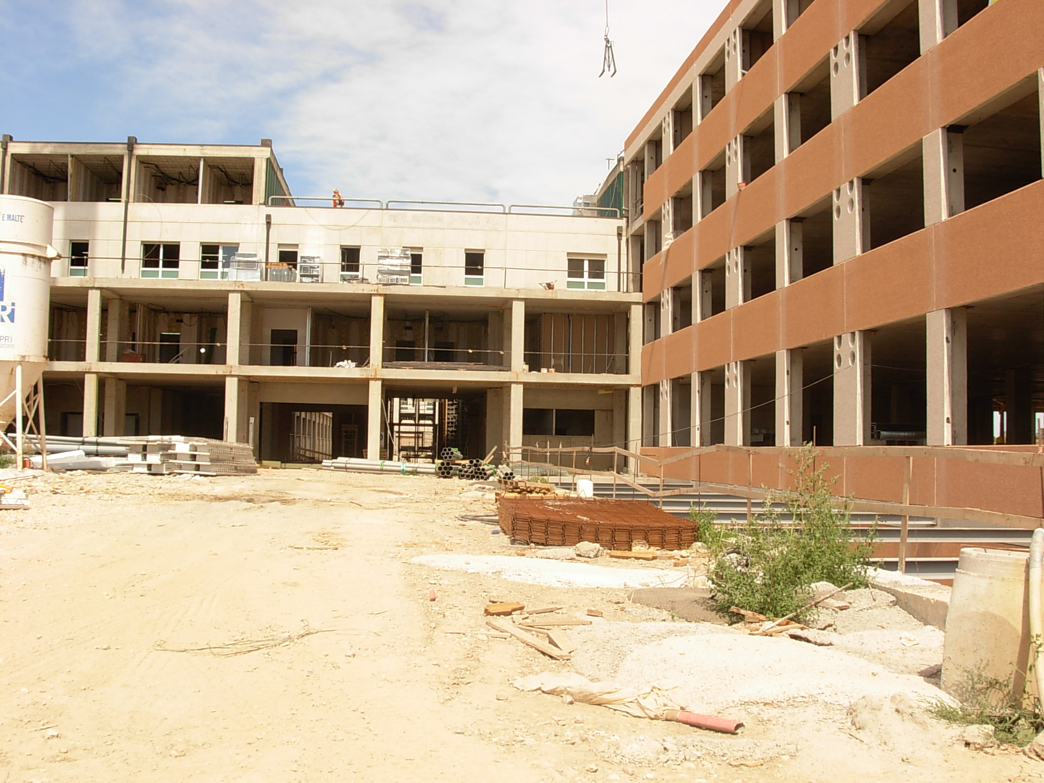 strada sanitaria e laboratori 1.jpg